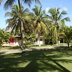 Alizes Bungalows Sarl - Location Bungalow Cerise 1