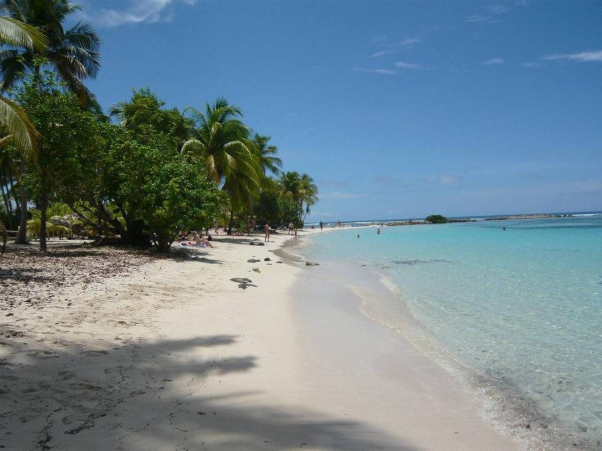 Hébergement de vacances Alizes Sarl - Location Bungalow Cerise 1
