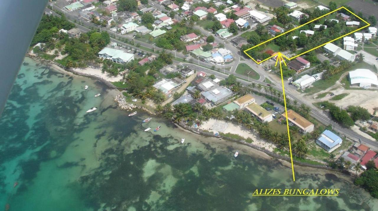 Hébergement de vacances Alizes Sarl - Location Bungalow Cerise 1 *
